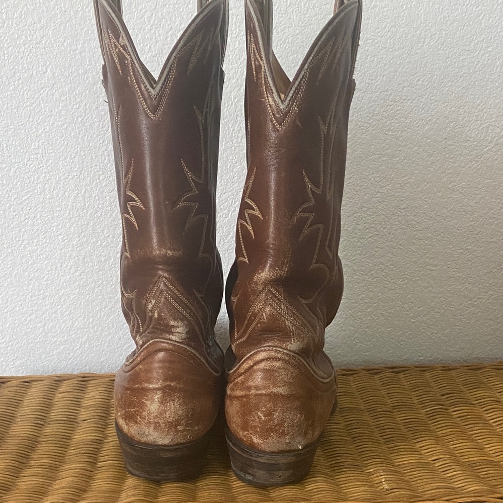 Tony Lama Western Boots in Rich Brown Leather - Picture 5 of 5